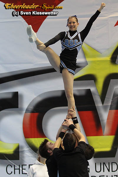 ../Images/Black Scorpion Groupstunt_012.jpg